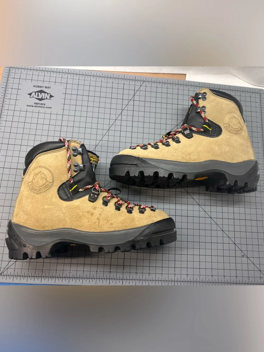 La Sportiva Makalu Mountaineering Boots